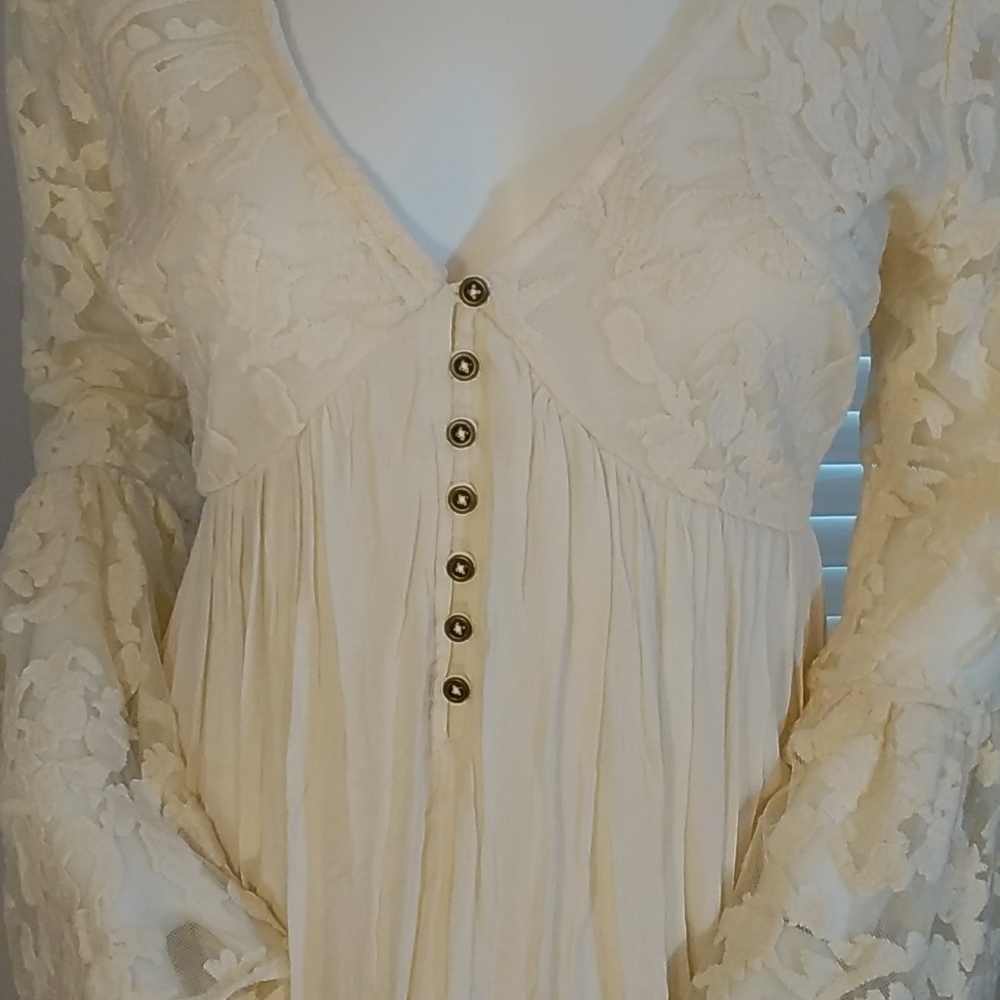 Xhilaration Cream Babydoll Mini Dress Size M V Neck Embroider Bodice Sleeves - Picture 4 of 13